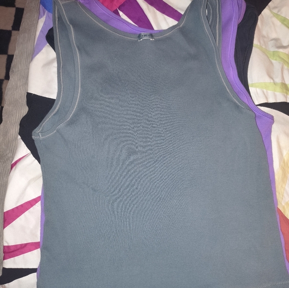 Skims 3 Pack Cotton Rib Tank Tops Size 2X - Picture 10 of 10